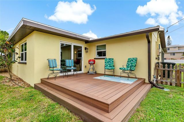 1675 BLAKEMORE LANE, Sarasota, FL 34231