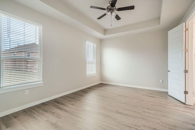 2032 Wilsons Warbler DR, Leander, TX 78641