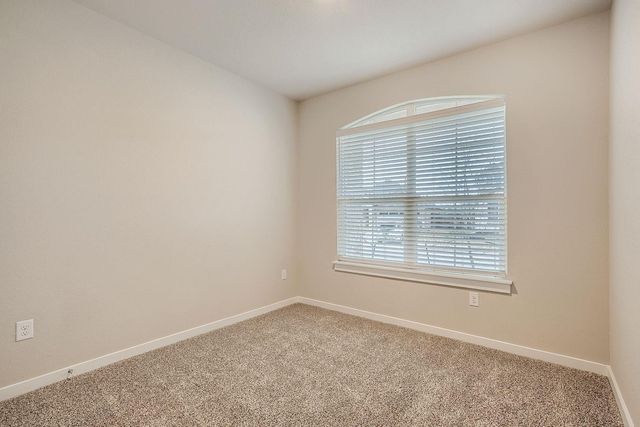 2032 Wilsons Warbler DR, Leander, TX 78641