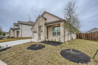 2032 Wilsons Warbler DR, Leander, TX 78641