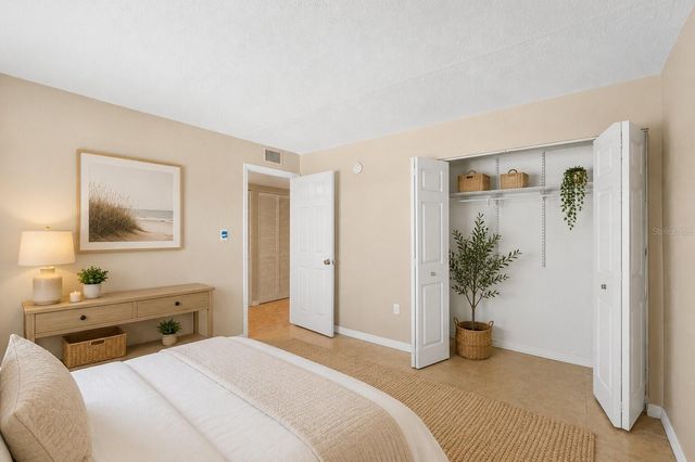 3390 OCEAN SHORE BOULEVARD 1050, Ormond Beach, FL 32176