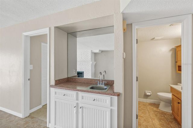 3390 OCEAN SHORE BOULEVARD 1050, Ormond Beach, FL 32176