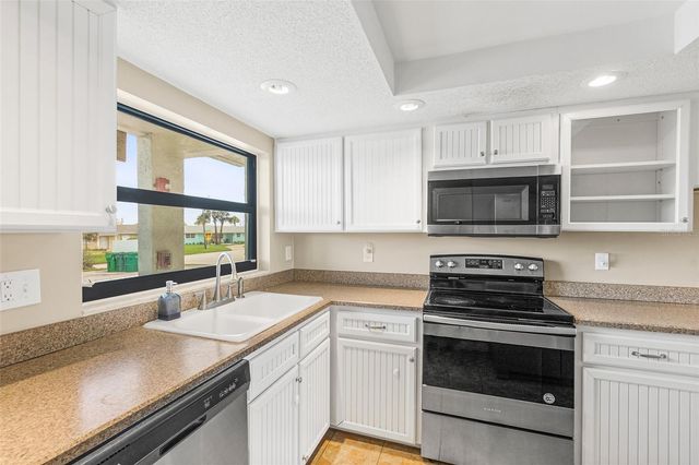 3390 OCEAN SHORE BOULEVARD 1050, Ormond Beach, FL 32176