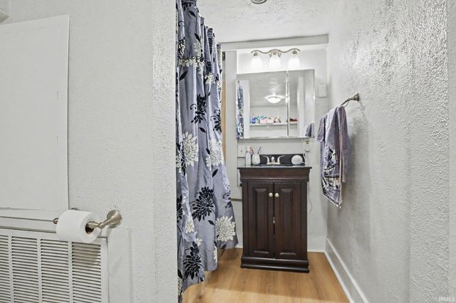 720 W 15Th Street, Mishawaka, IN 46544