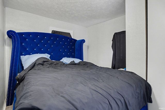 720 W 15Th Street, Mishawaka, IN 46544