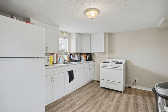 720 W 15Th Street, Mishawaka, IN 46544