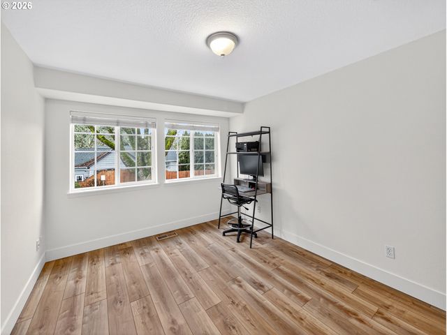 17890 Sw 115TH Ave, Tualatin, OR 97062