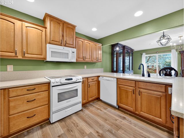 17890 Sw 115TH Ave, Tualatin, OR 97062