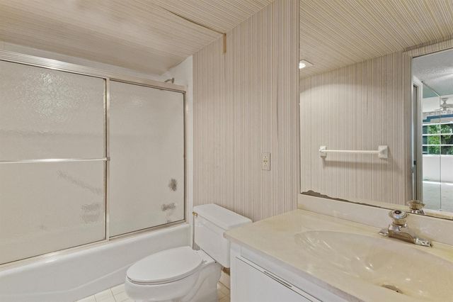 804 Cypress Grove Lane 202, Pompano Beach, FL 33069