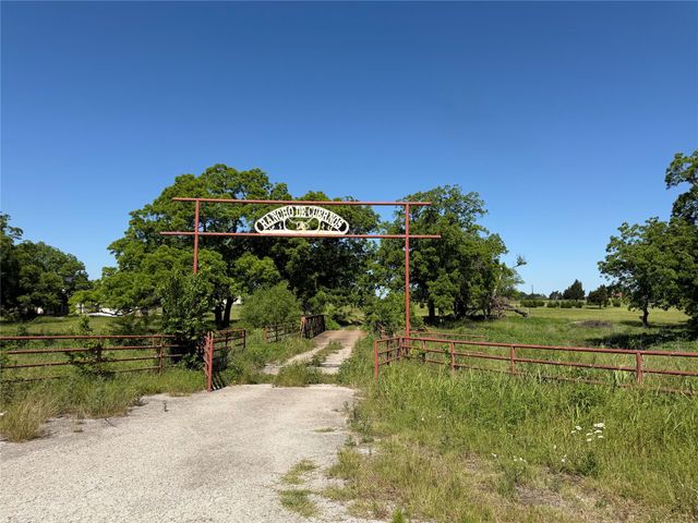 2191 Business Highway 377, Whitesboro, TX 76273
