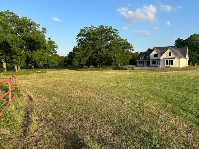 2191 Business Highway 377, Whitesboro, TX 76273