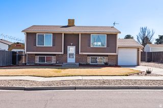 4969 S SUNDROP CIR, Kearns, UT 84118