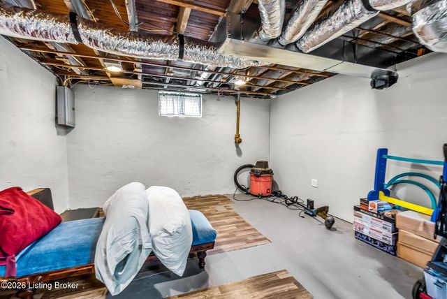 4000 Woodruff Ave, Louisville, KY 40215