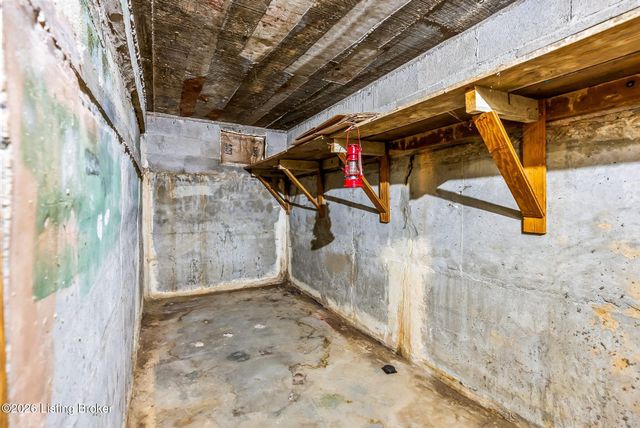 4000 Woodruff Ave, Louisville, KY 40215