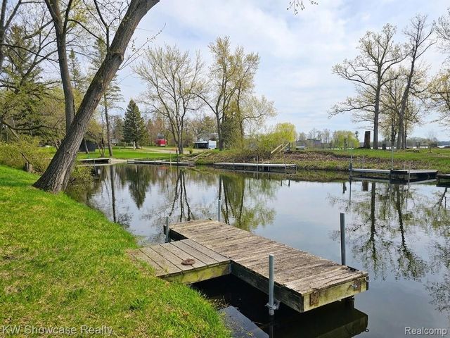4120 Navarra Court, White Lake Charter Township, MI 48383