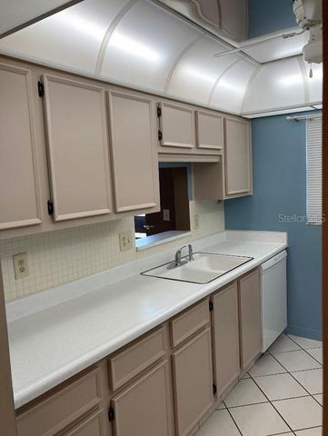 5980 80TH STREET N 205, St Petersburg, FL 33709