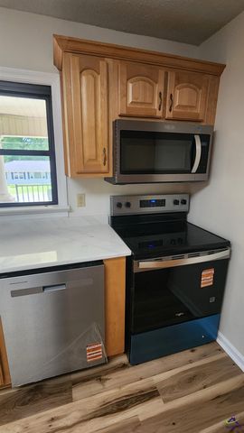 203 Springdale Drive, Warner Robins, GA 31088