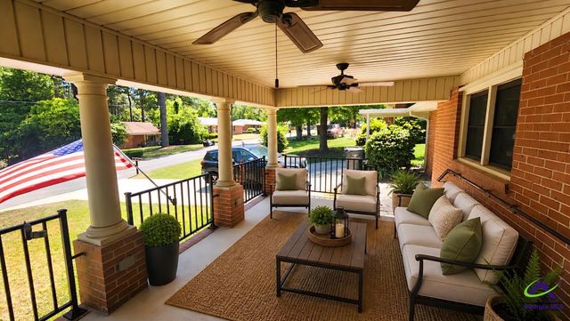 203 Springdale Drive, Warner Robins, GA 31088