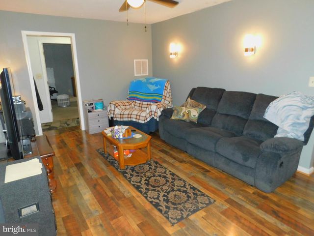 16453 RIDGE RD, King George, VA 22485