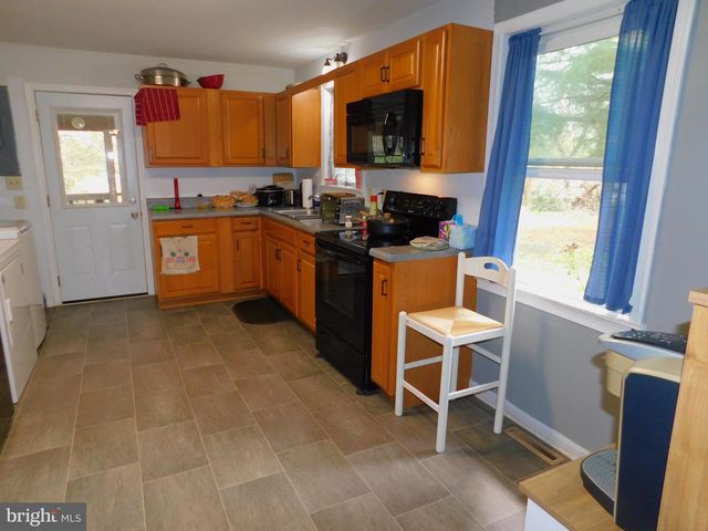 16453 RIDGE RD, King George, VA 22485