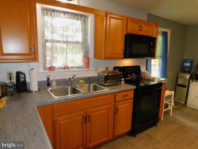 16453 RIDGE RD, King George, VA 22485