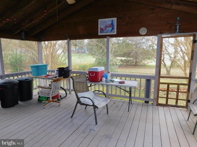 16453 RIDGE RD, King George, VA 22485