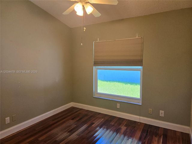 7921 NW 4th St, Plantation, FL 33324