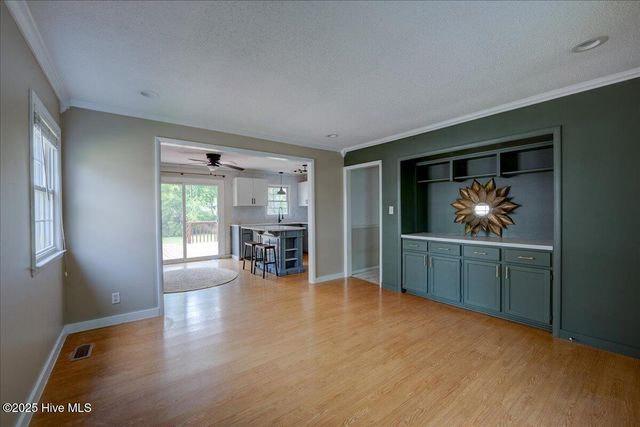 1721 Spencer Avenue, New Bern, NC 28560