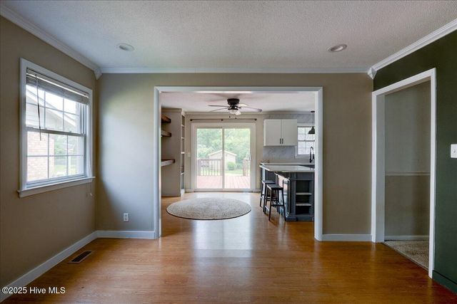 1721 Spencer Avenue, New Bern, NC 28560