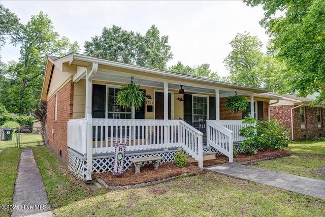 1721 Spencer Avenue, New Bern, NC 28560