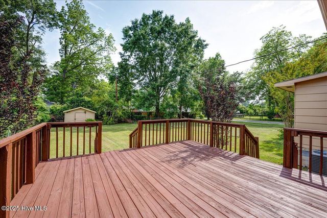 1721 Spencer Avenue, New Bern, NC 28560