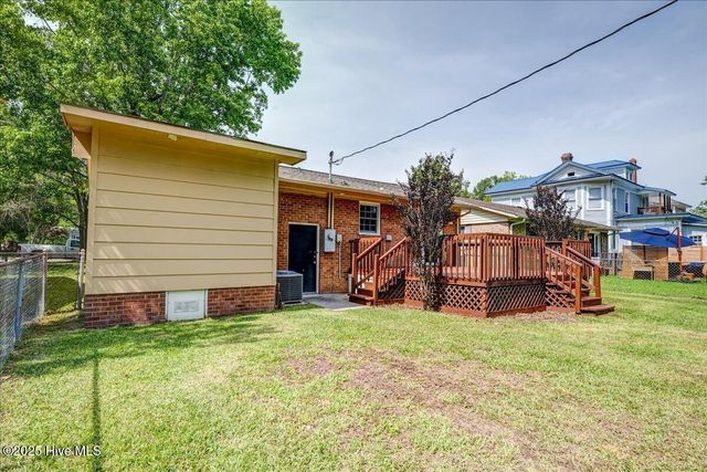 1721 Spencer Avenue, New Bern, NC 28560