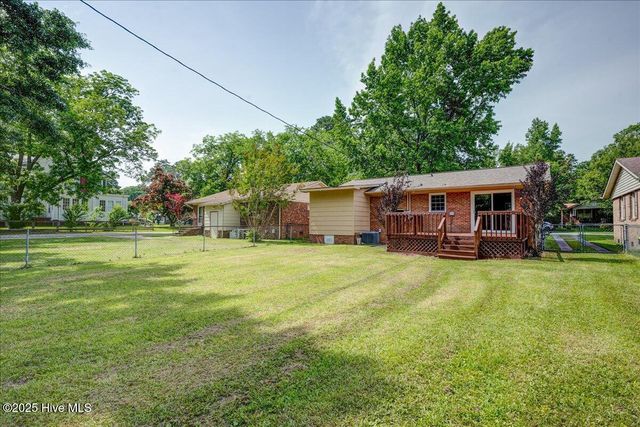 1721 Spencer Avenue, New Bern, NC 28560