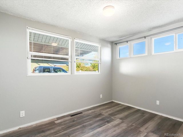 481 Bronco Rd, Denver, CO 80221