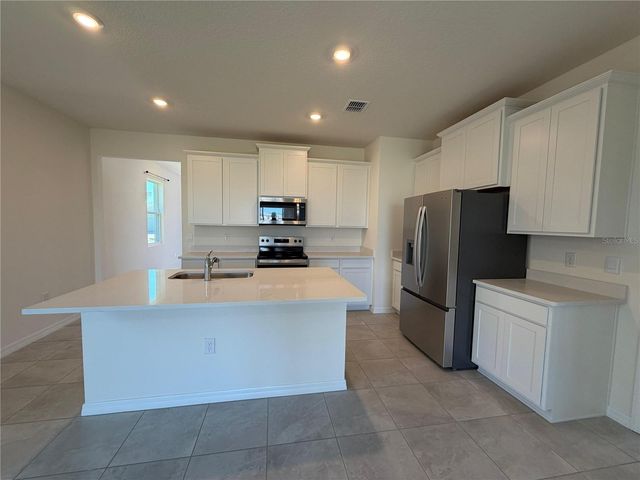 8589 PINECREST TRAIL, Wildwood, FL 34785
