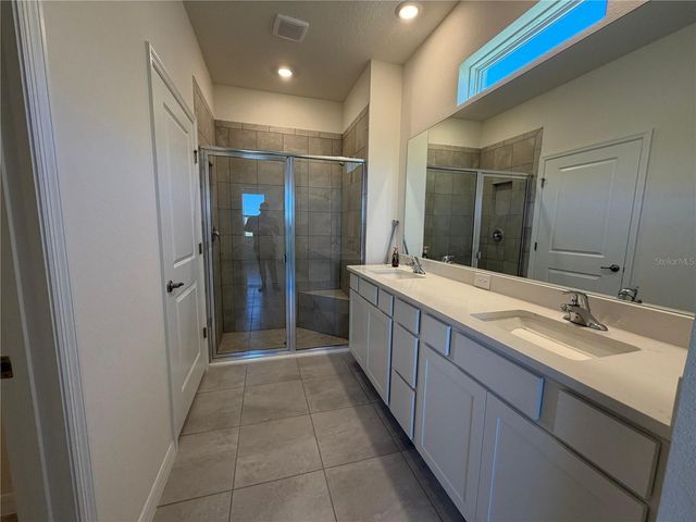 8589 PINECREST TRAIL, Wildwood, FL 34785