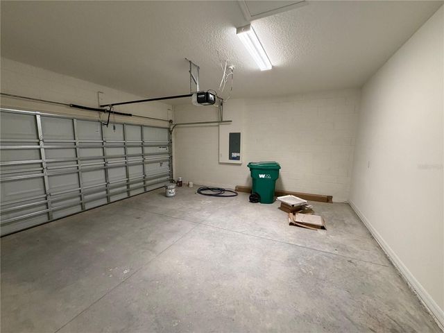 8589 PINECREST TRAIL, Wildwood, FL 34785