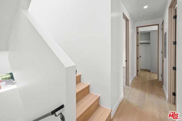 11010 Hortense Street, North Hollywood, CA 91602