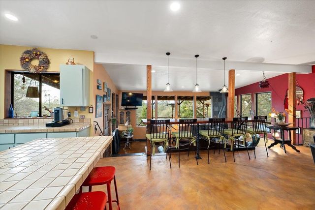 2244 Windmill Ct, Cool, CA 95614