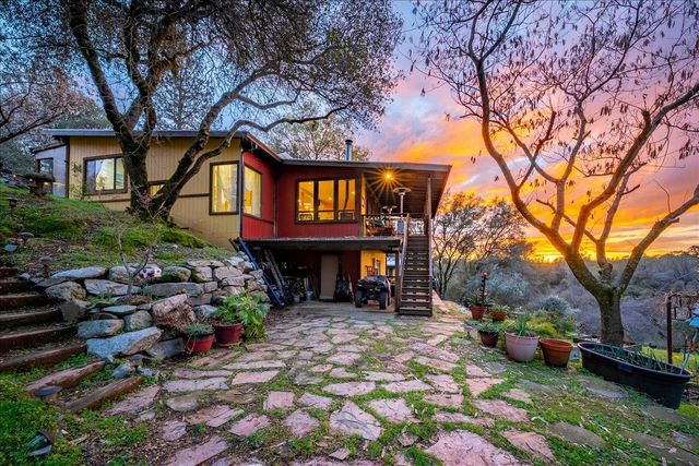 2244 Windmill Ct, Cool, CA 95614