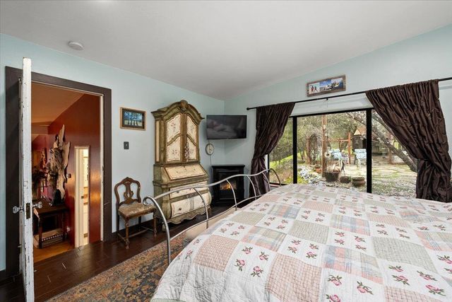 2244 Windmill Ct, Cool, CA 95614