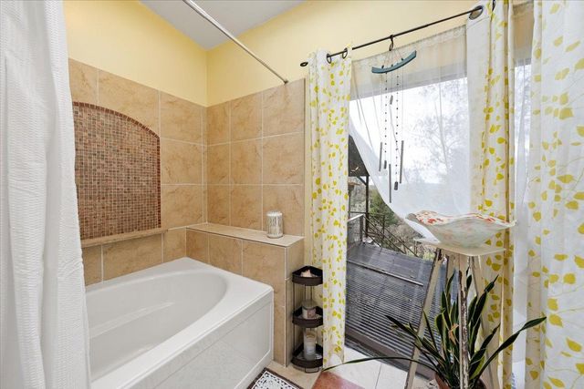 2244 Windmill Ct, Cool, CA 95614