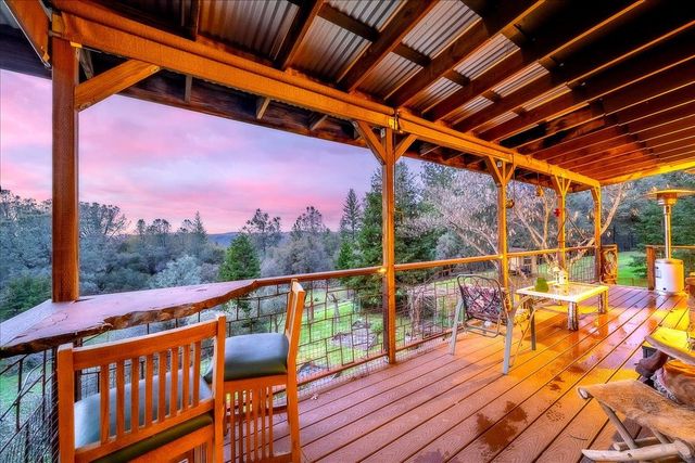 2244 Windmill Ct, Cool, CA 95614