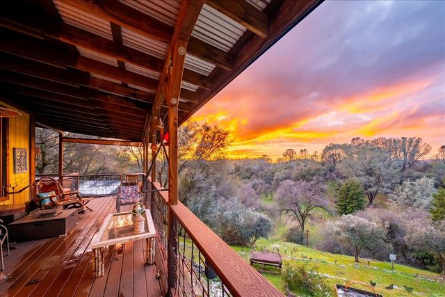 2244 Windmill Ct, Cool, CA 95614