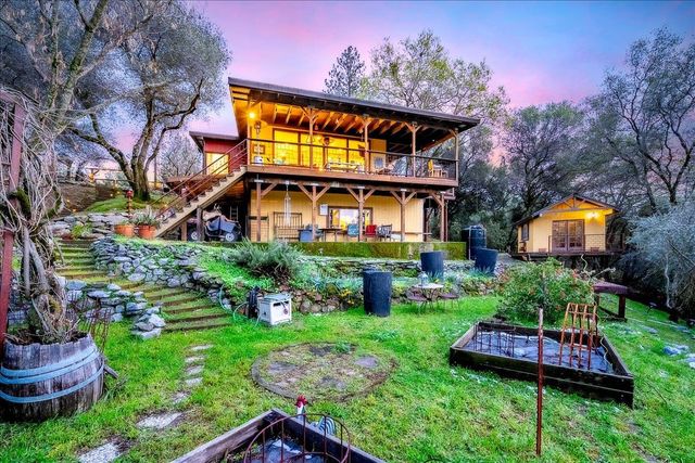 2244 Windmill Ct, Cool, CA 95614