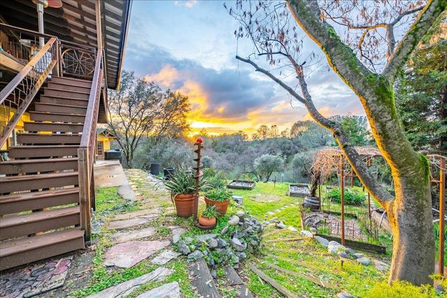 2244 Windmill Ct, Cool, CA 95614