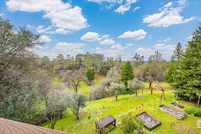 2244 Windmill Ct, Cool, CA 95614