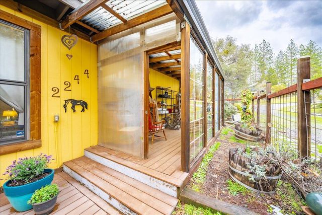 2244 Windmill Ct, Cool, CA 95614