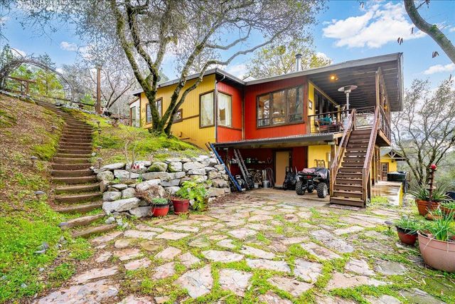 2244 Windmill Ct, Cool, CA 95614