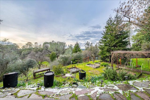 2244 Windmill Ct, Cool, CA 95614